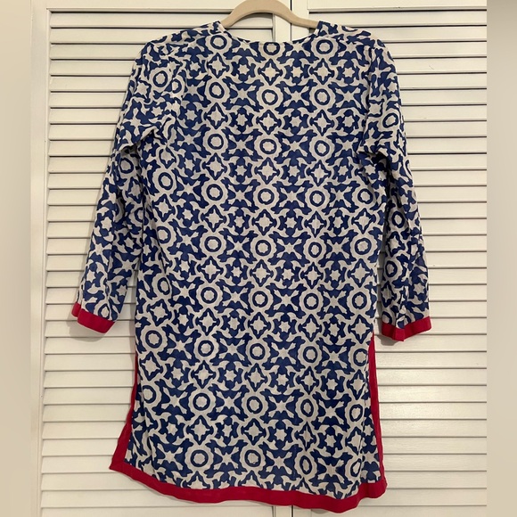 Roller Rabbit Coverup - Picture 2 of 4